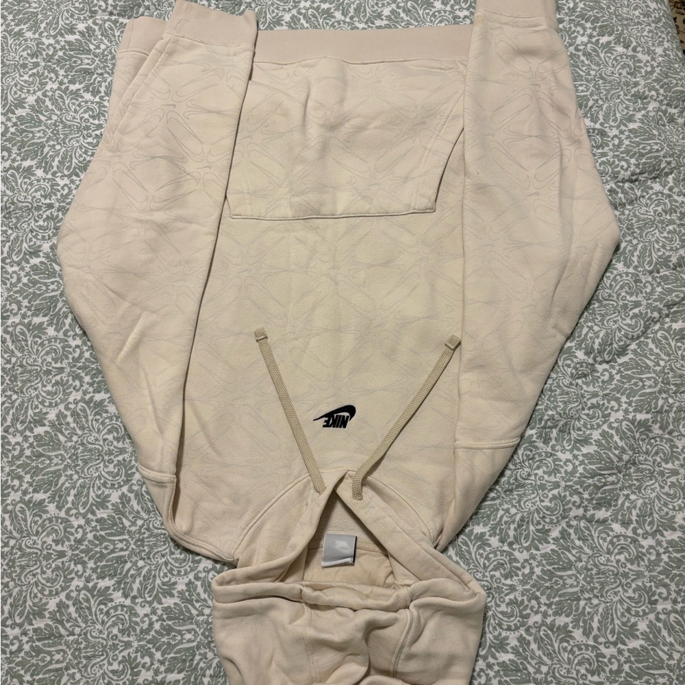Nike Beige Pullover Hoodie